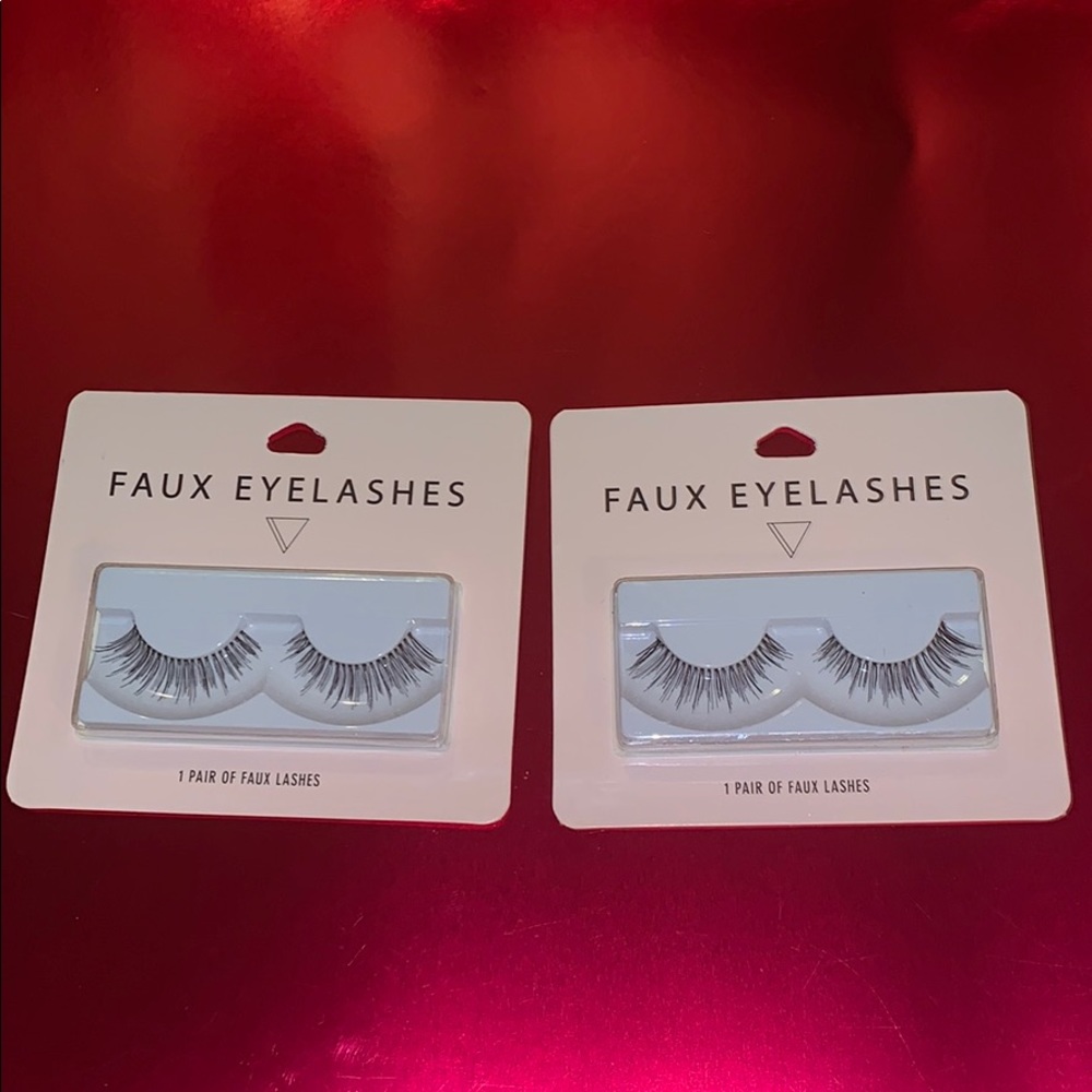 Eye lashes